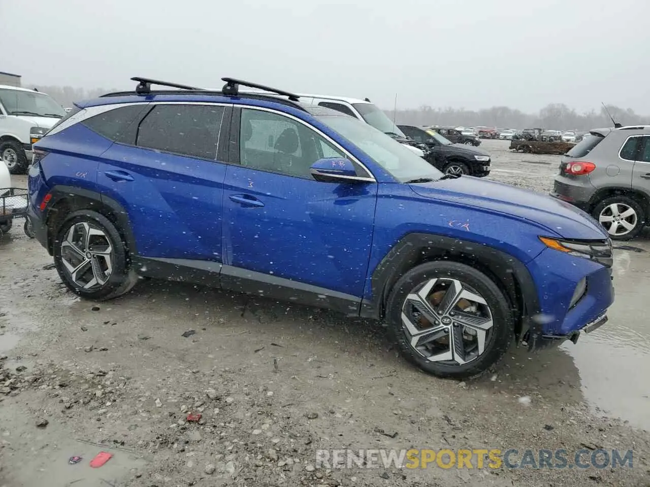 4 Photograph of a damaged car 5NMJE3AE8PH162082 HYUNDAI TUCSON 2023