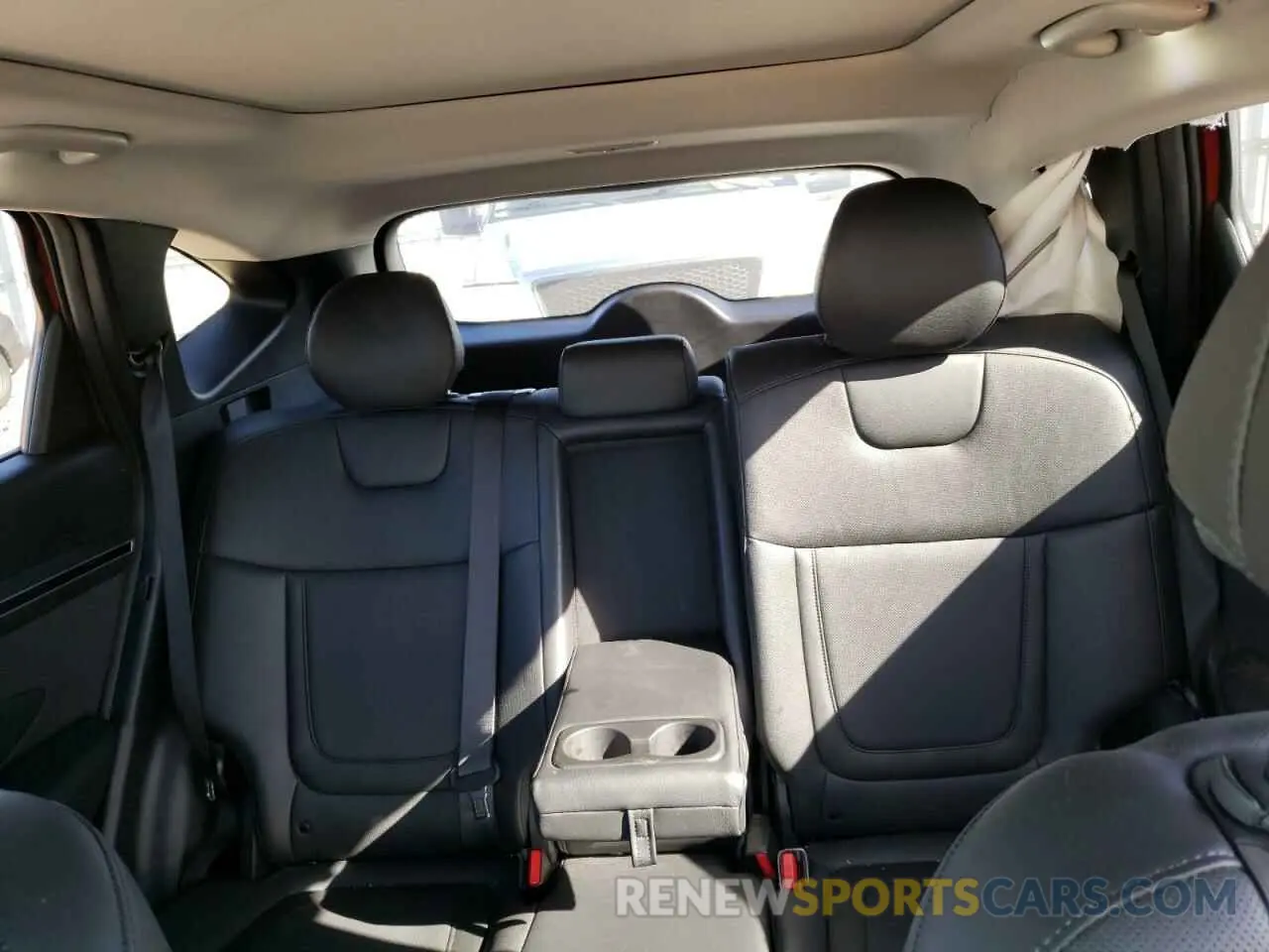 10 Photograph of a damaged car 5NMJECAE1PH197515 HYUNDAI TUCSON 2023