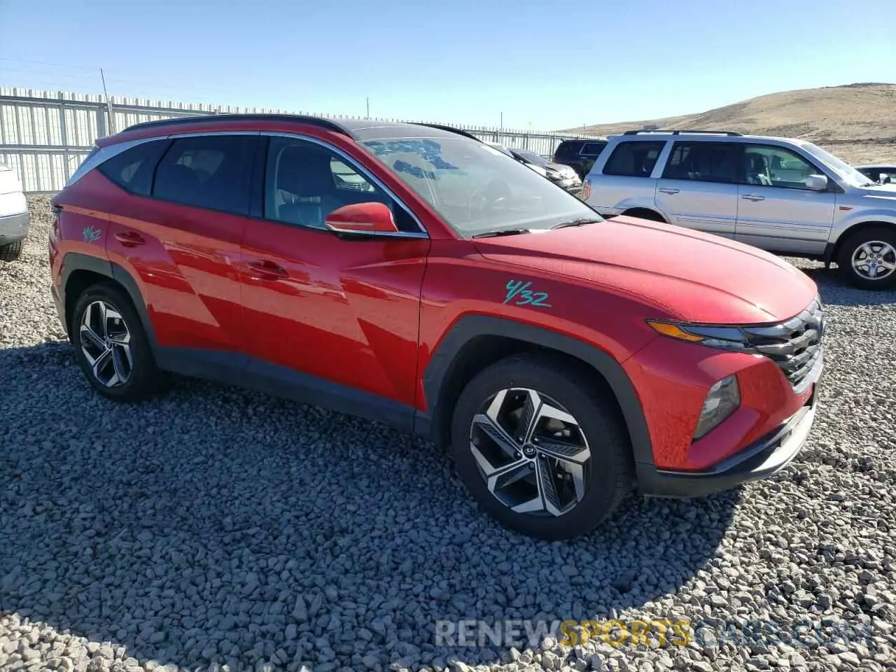 4 Photograph of a damaged car 5NMJECAE1PH197515 HYUNDAI TUCSON 2023