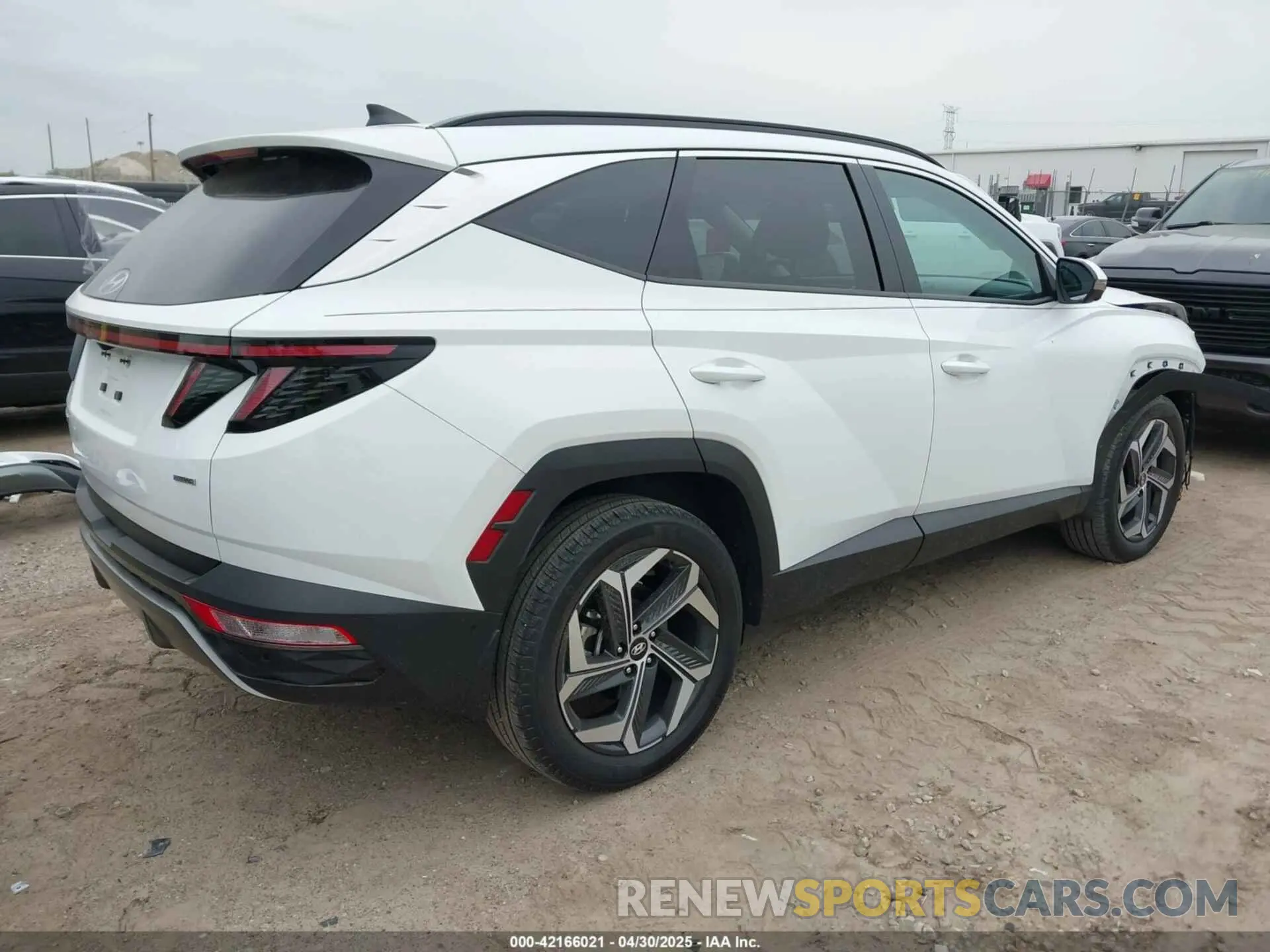 4 Photograph of a damaged car 5NMJECAE1PH250973 HYUNDAI TUCSON 2023