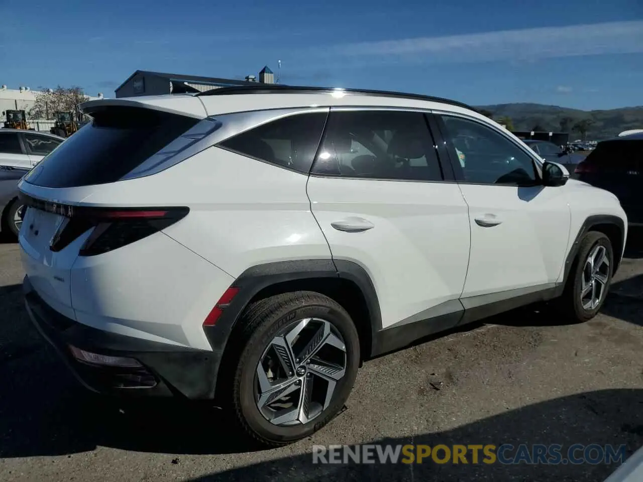 3 Photograph of a damaged car 5NMJECAE2PH226388 HYUNDAI TUCSON 2023