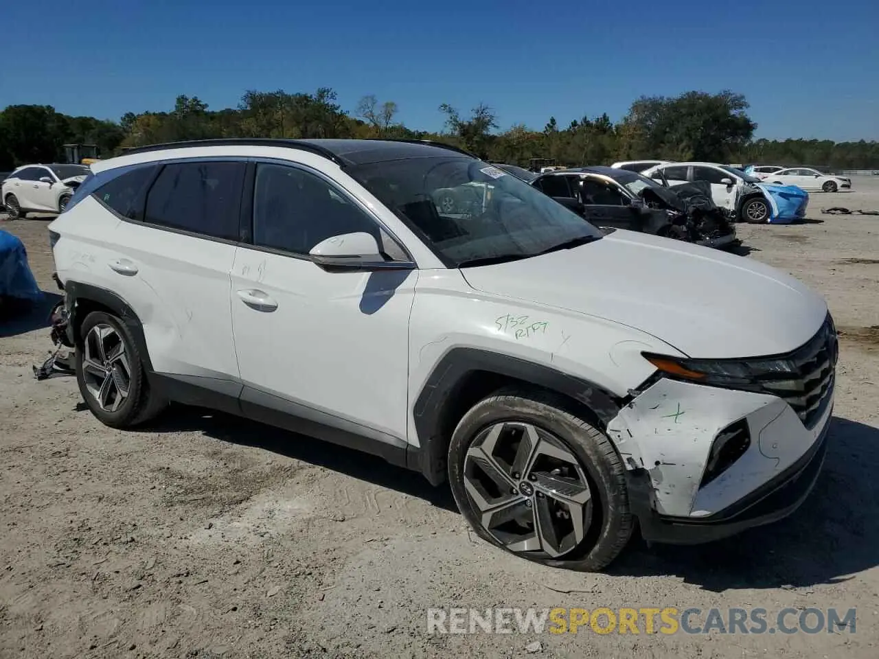 4 Photograph of a damaged car 5NMJECAE2PH249024 HYUNDAI TUCSON 2023