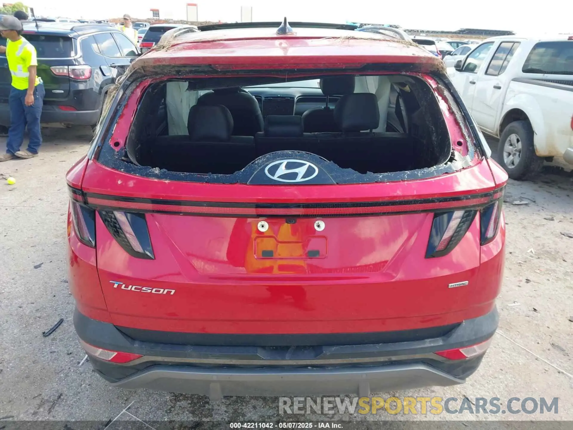 16 Photograph of a damaged car 5NMJECAE3PH237237 HYUNDAI TUCSON 2023