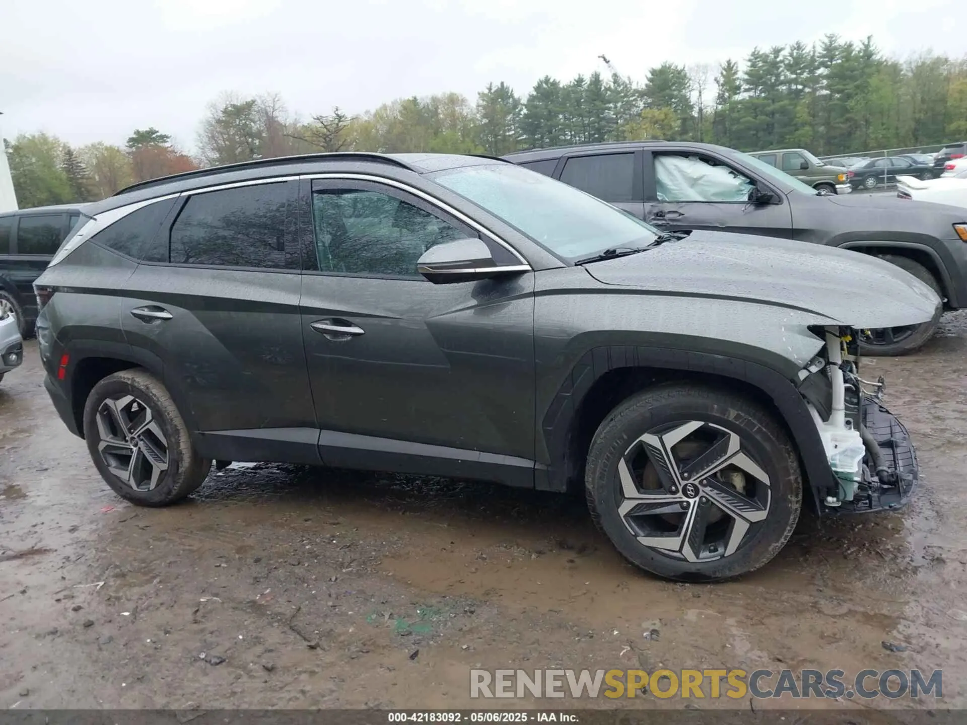 13 Photograph of a damaged car 5NMJECAE4PH252619 HYUNDAI TUCSON 2023