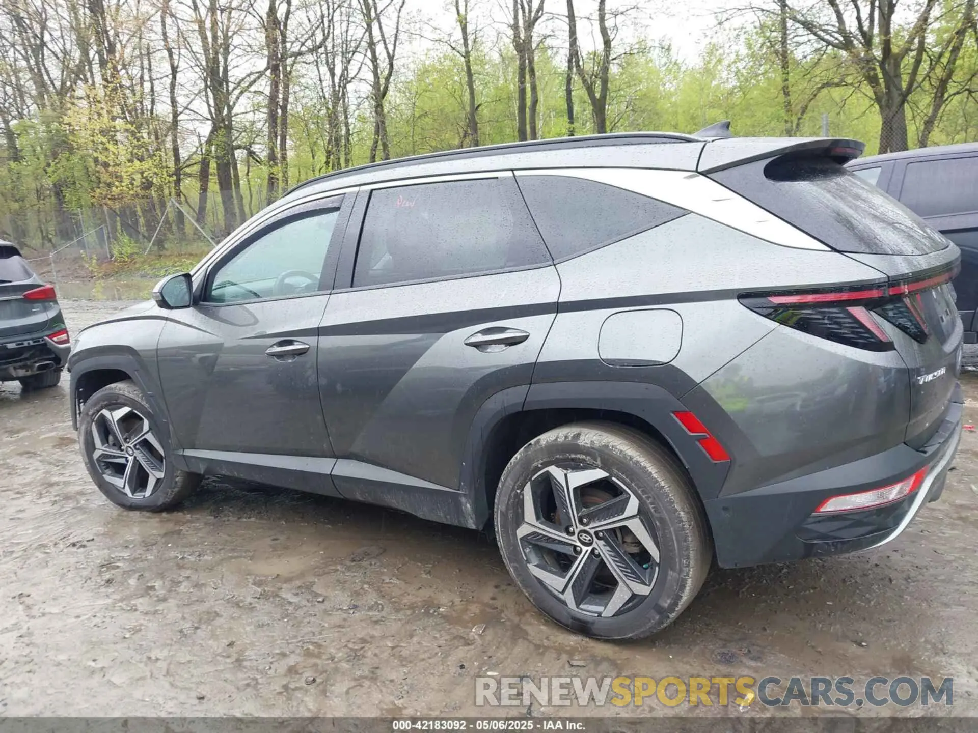 14 Photograph of a damaged car 5NMJECAE4PH252619 HYUNDAI TUCSON 2023