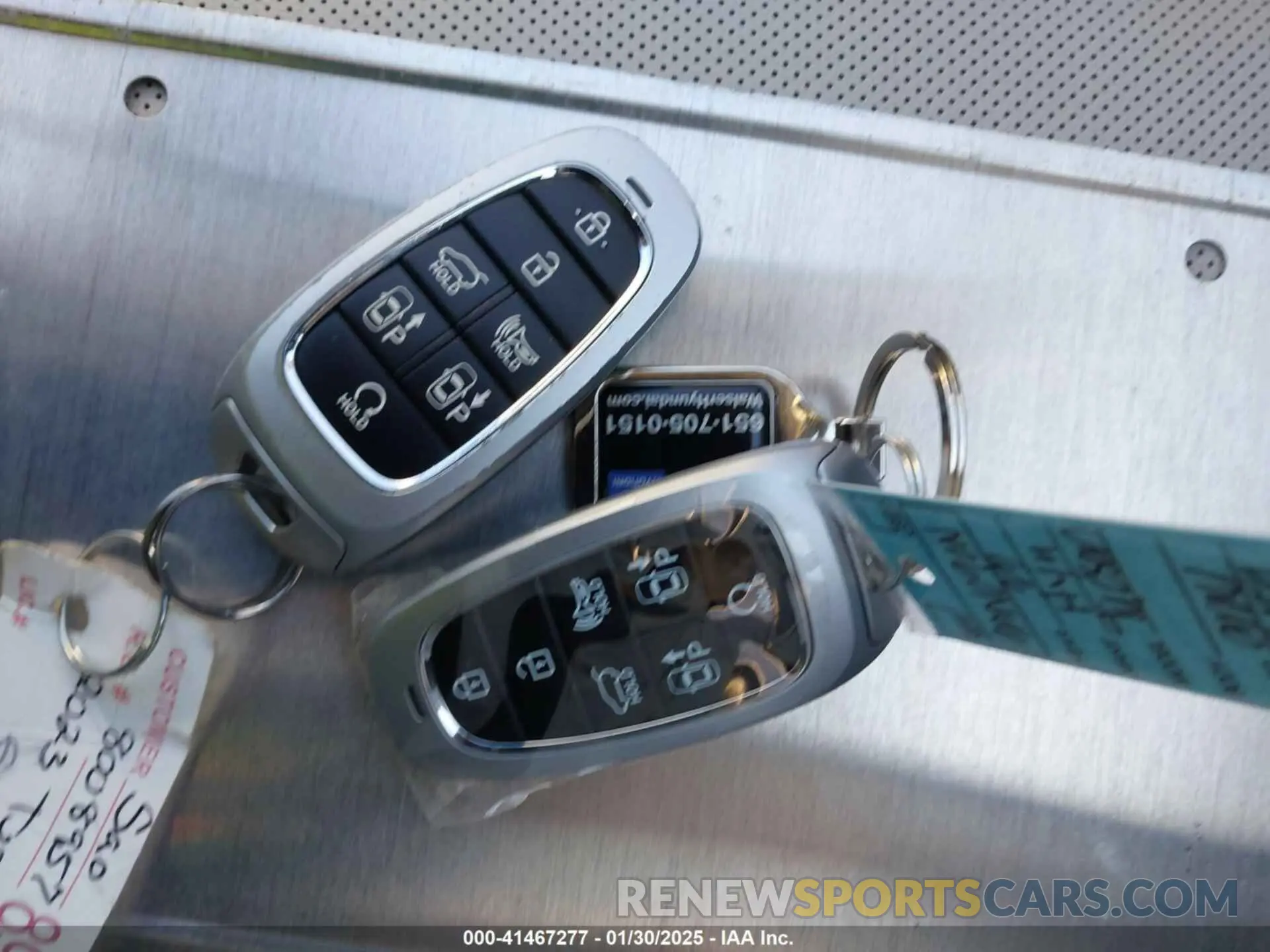 11 Photograph of a damaged car 5NMJECAE5PH192057 HYUNDAI TUCSON 2023
