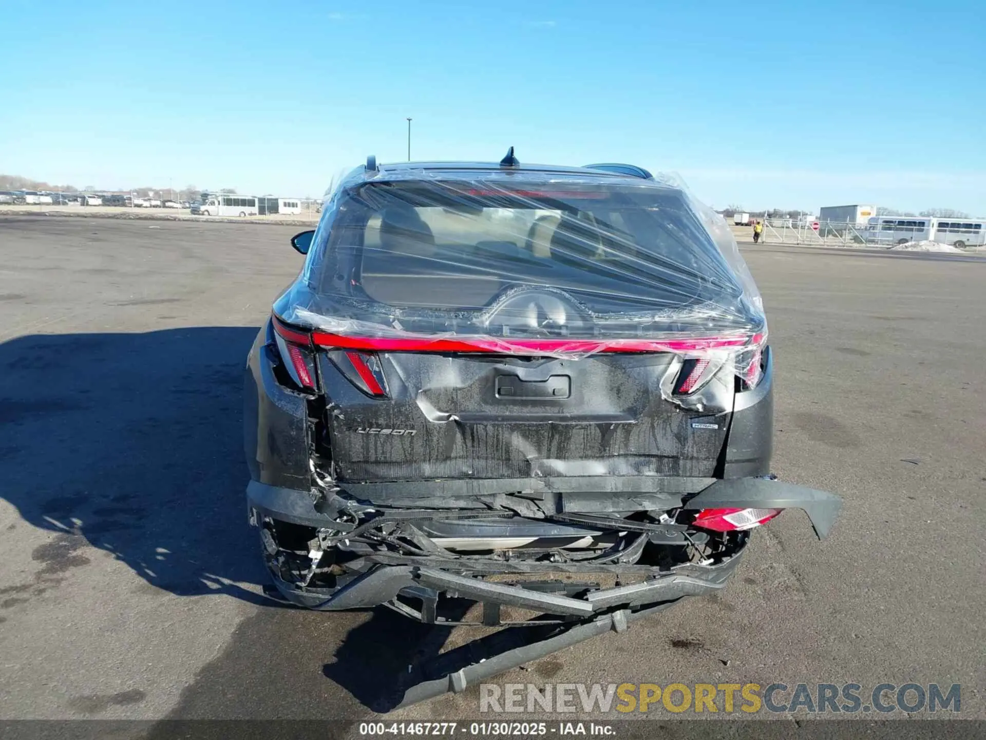 16 Photograph of a damaged car 5NMJECAE5PH192057 HYUNDAI TUCSON 2023