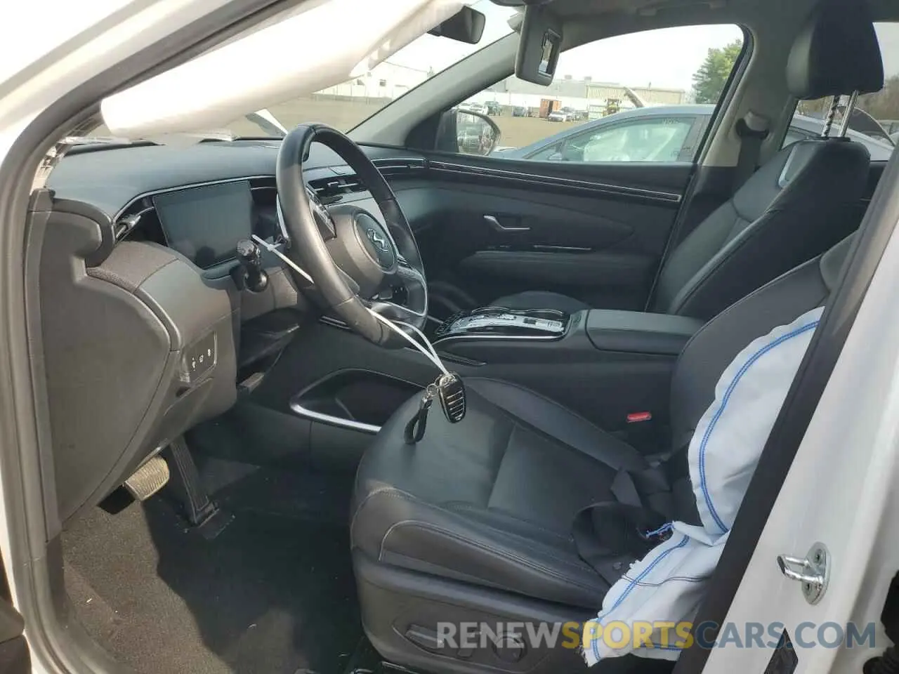 7 Photograph of a damaged car 5NMJECAE8PH247472 HYUNDAI TUCSON 2023