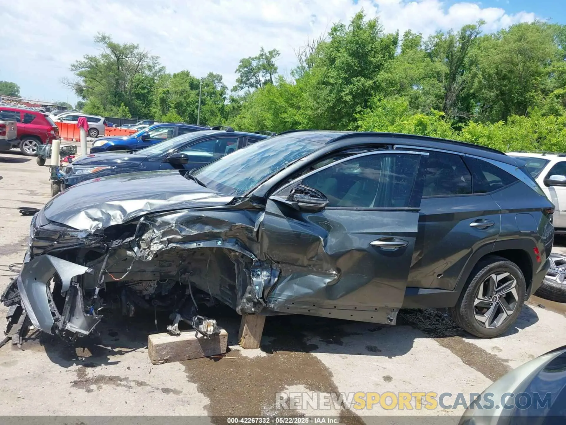 15 Photograph of a damaged car 5NMJECAE9PH225030 HYUNDAI TUCSON 2023