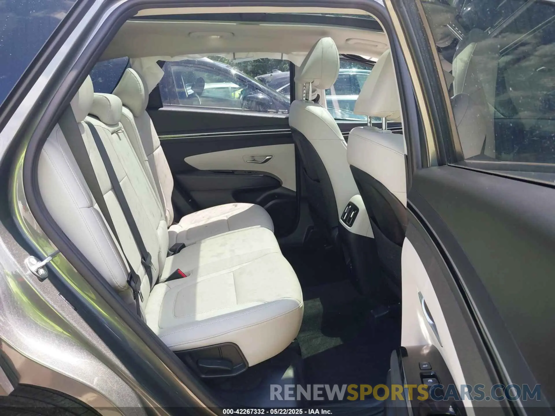 8 Photograph of a damaged car 5NMJECAE9PH225030 HYUNDAI TUCSON 2023
