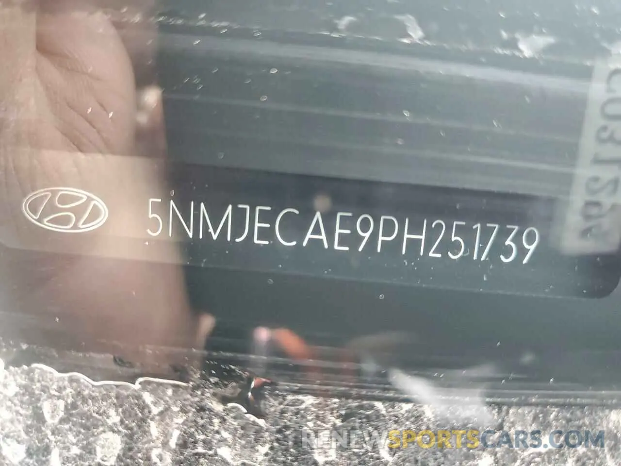 14 Photograph of a damaged car 5NMJECAE9PH251739 HYUNDAI TUCSON 2023