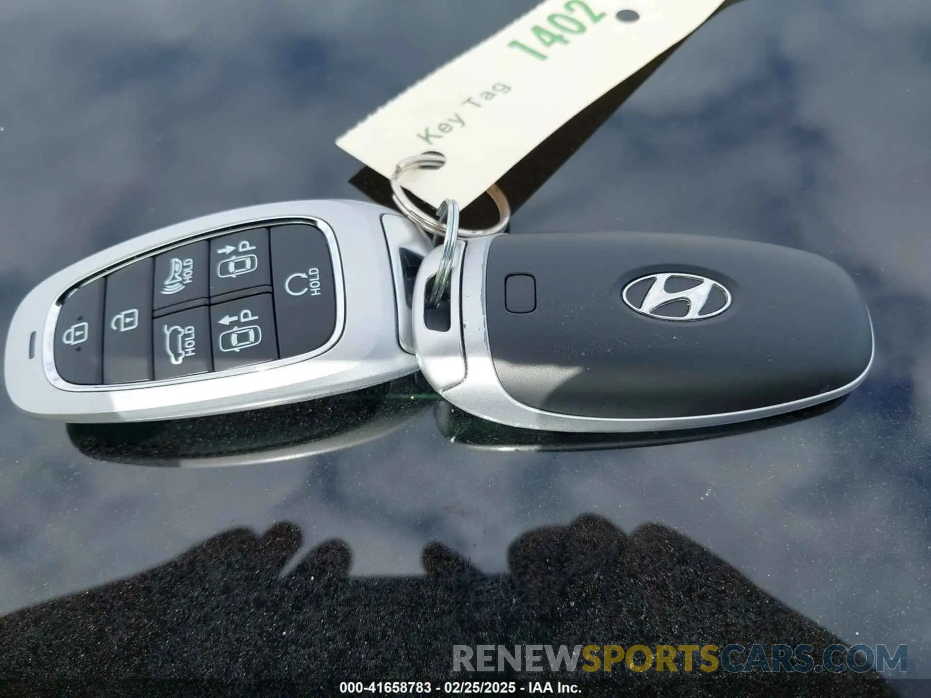 11 Photograph of a damaged car 5NMJECAEXPH166392 HYUNDAI TUCSON 2023