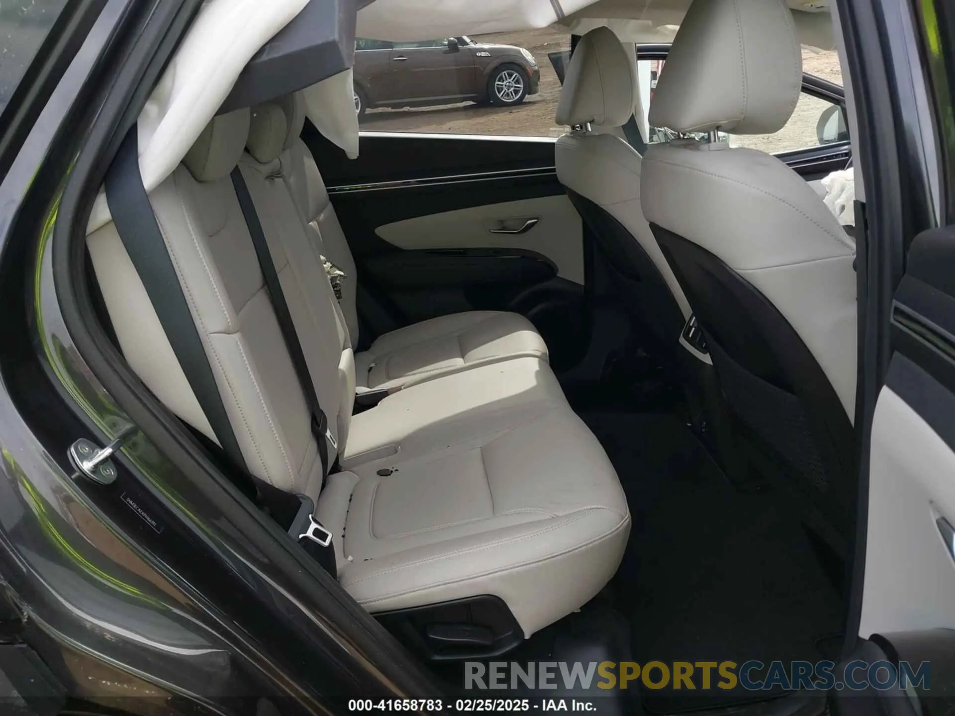 8 Photograph of a damaged car 5NMJECAEXPH166392 HYUNDAI TUCSON 2023