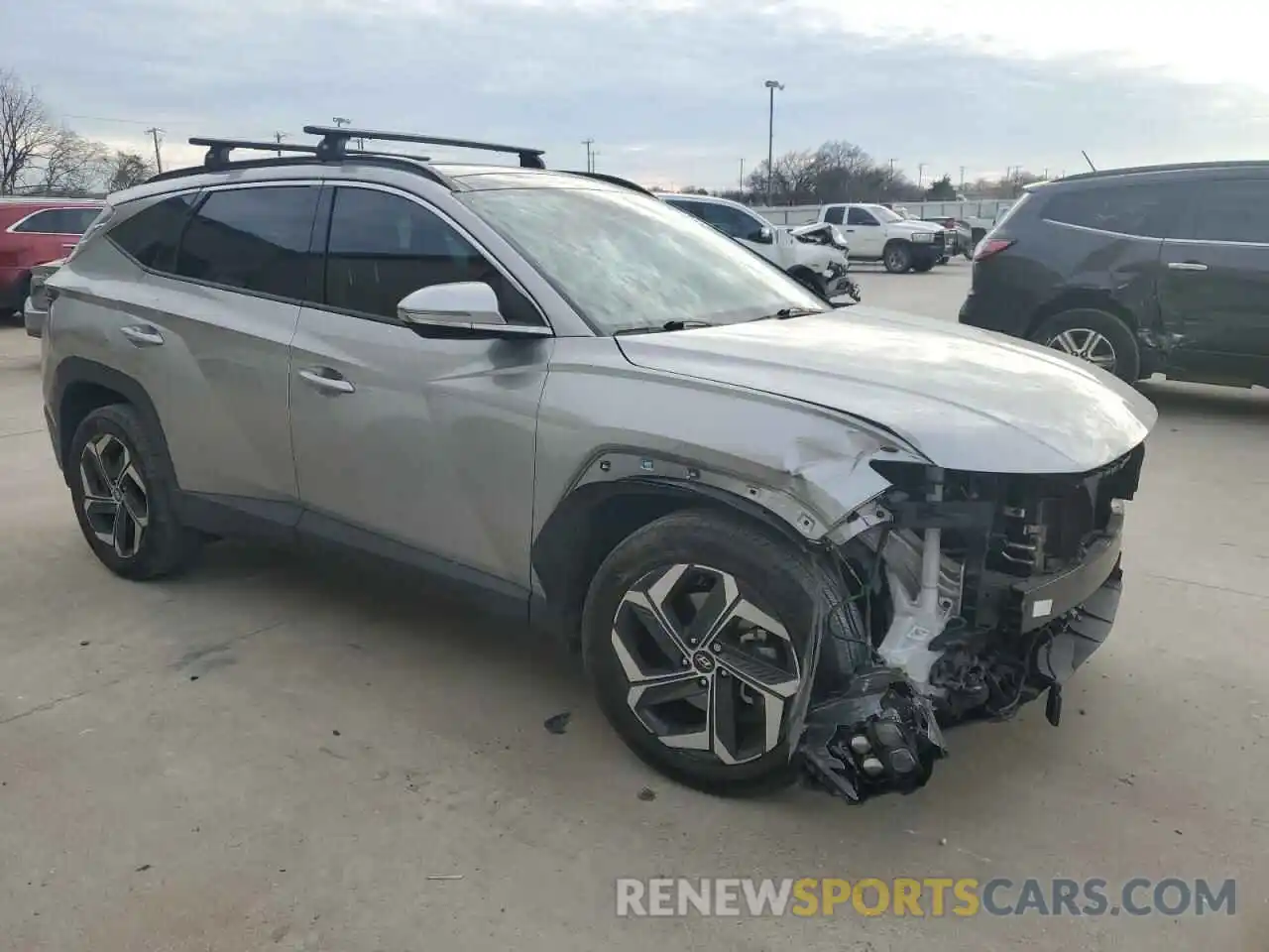 4 Photograph of a damaged car 5NMJECAEXPH174542 HYUNDAI TUCSON 2023