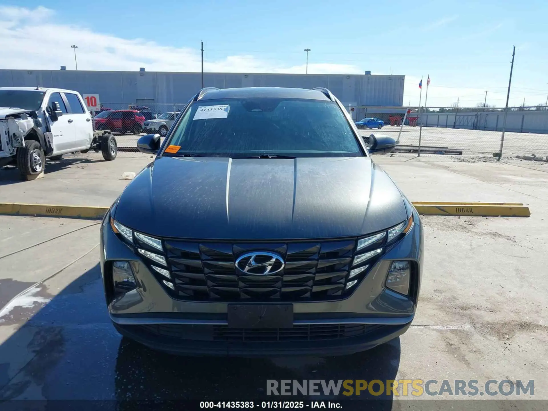 12 Photograph of a damaged car 5NMJF3AE0PH237189 HYUNDAI TUCSON 2023