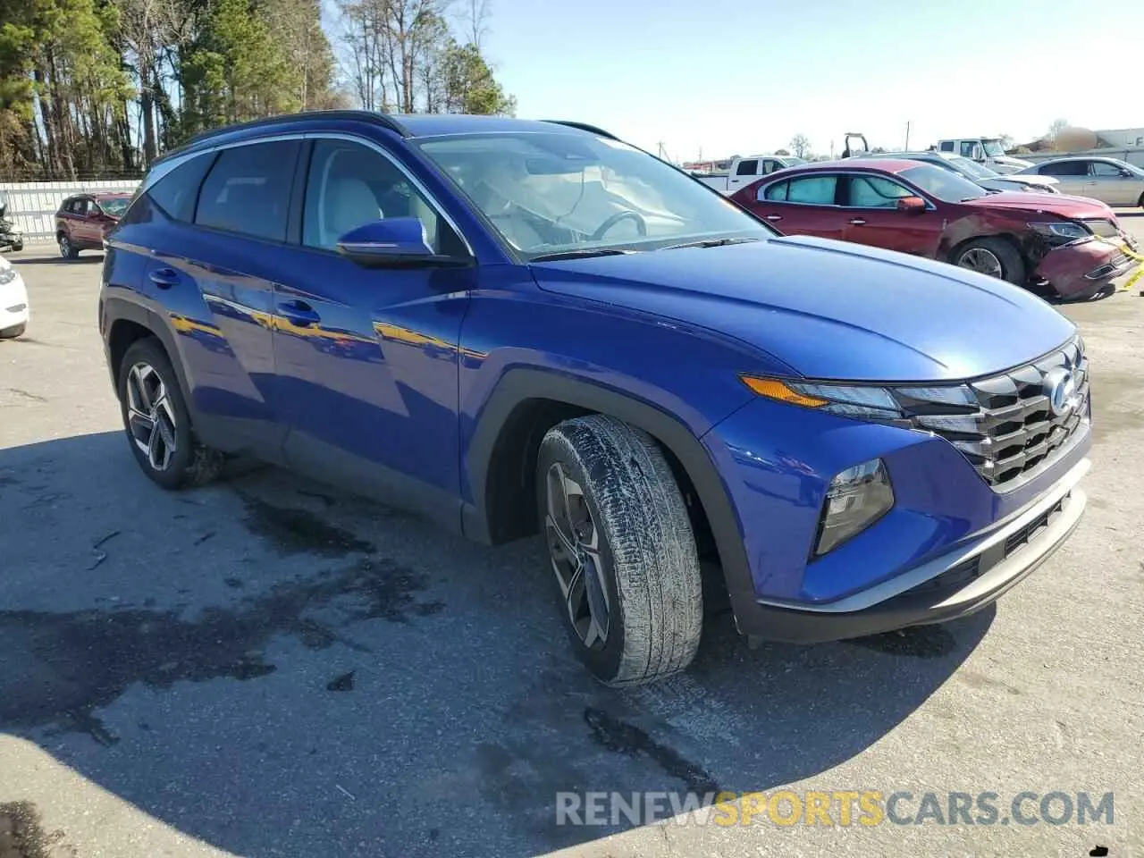 4 Photograph of a damaged car 5NMJF3AE0PH264490 HYUNDAI TUCSON 2023