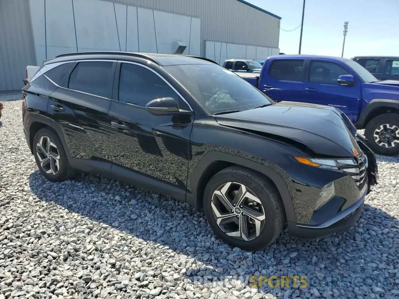 4 Photograph of a damaged car 5NMJF3AE1PH179352 HYUNDAI TUCSON 2023