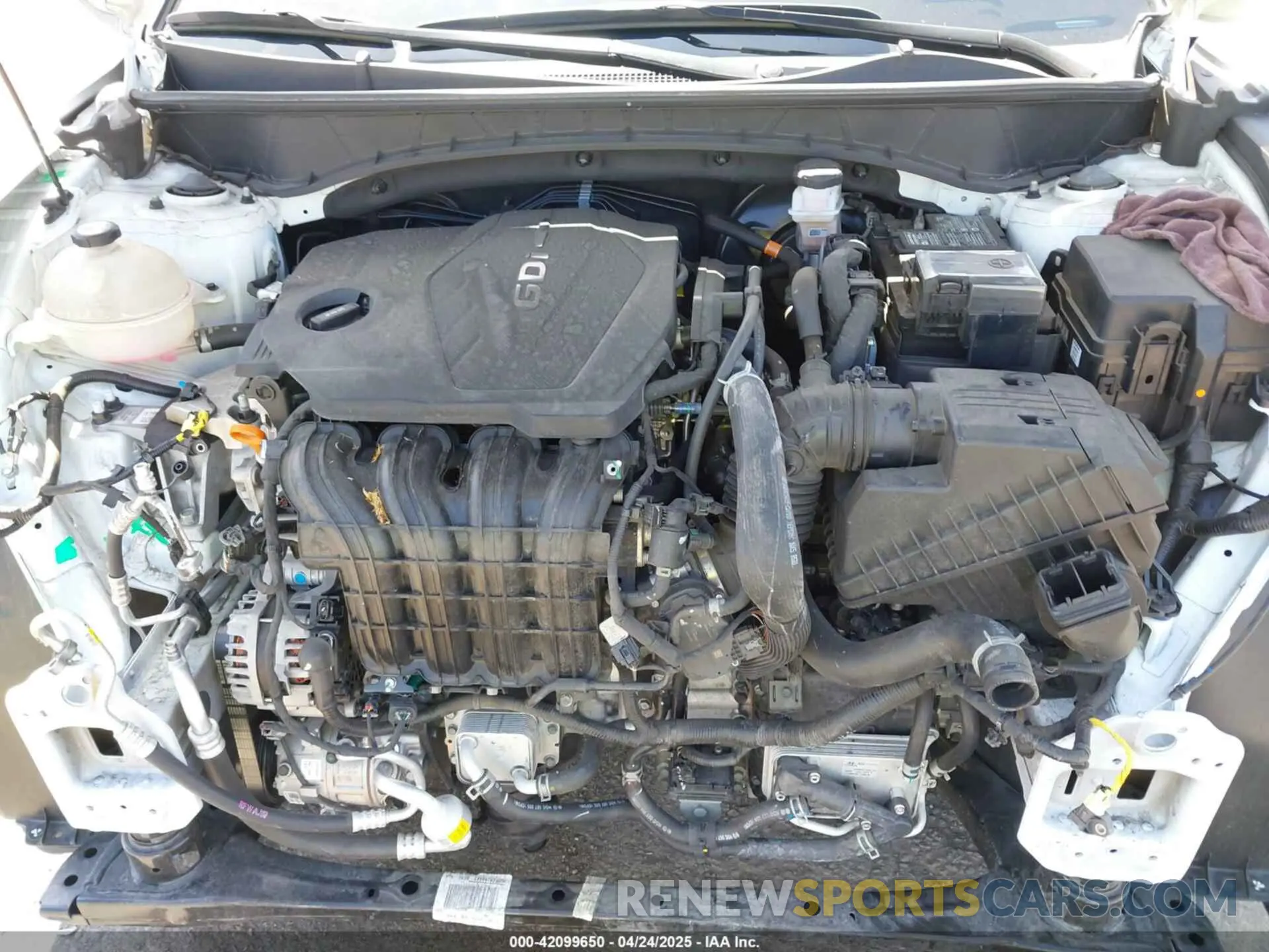 10 Photograph of a damaged car 5NMJF3AE1PH187998 HYUNDAI TUCSON 2023