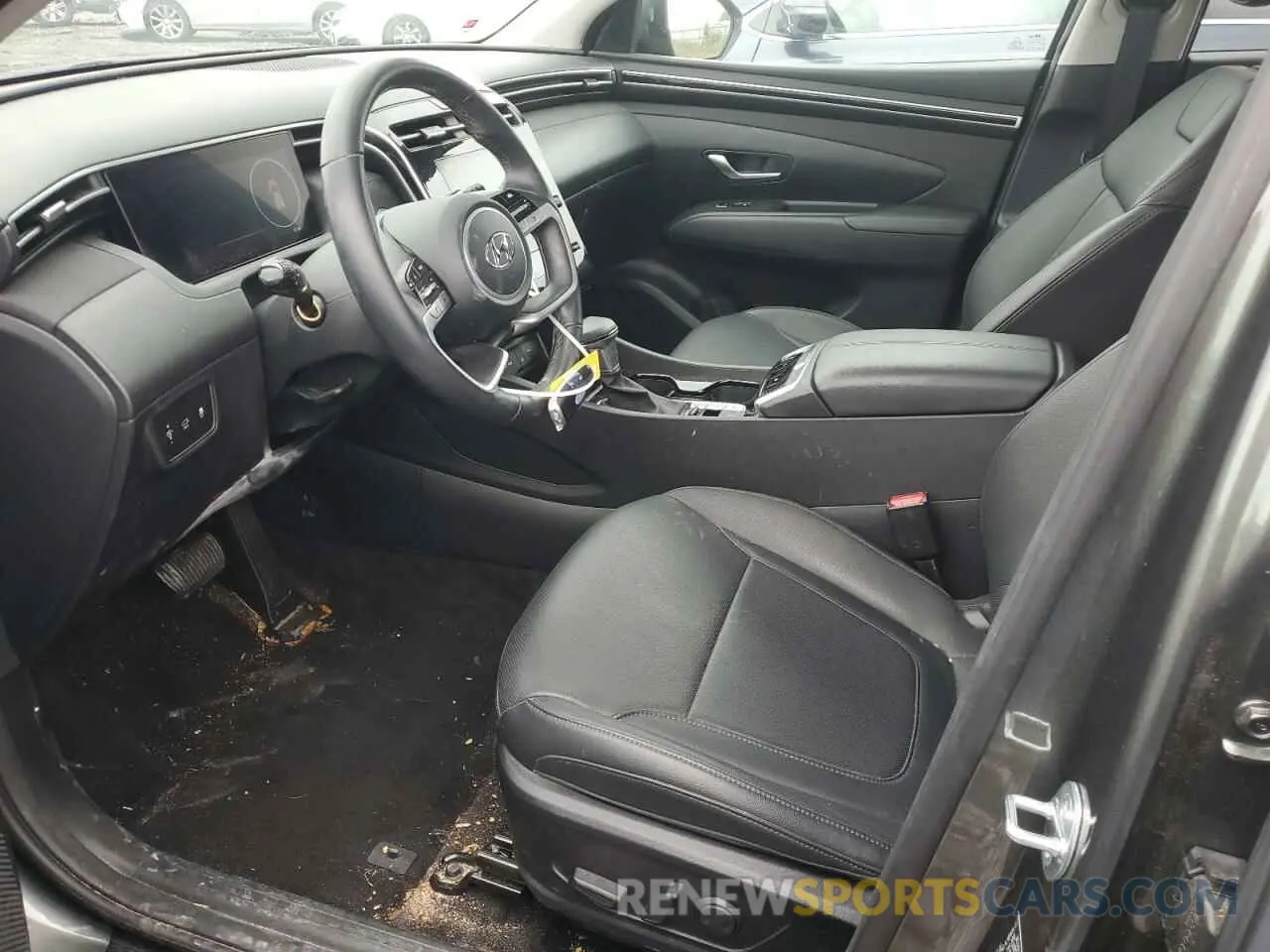 7 Photograph of a damaged car 5NMJF3AE1PH277880 HYUNDAI TUCSON 2023