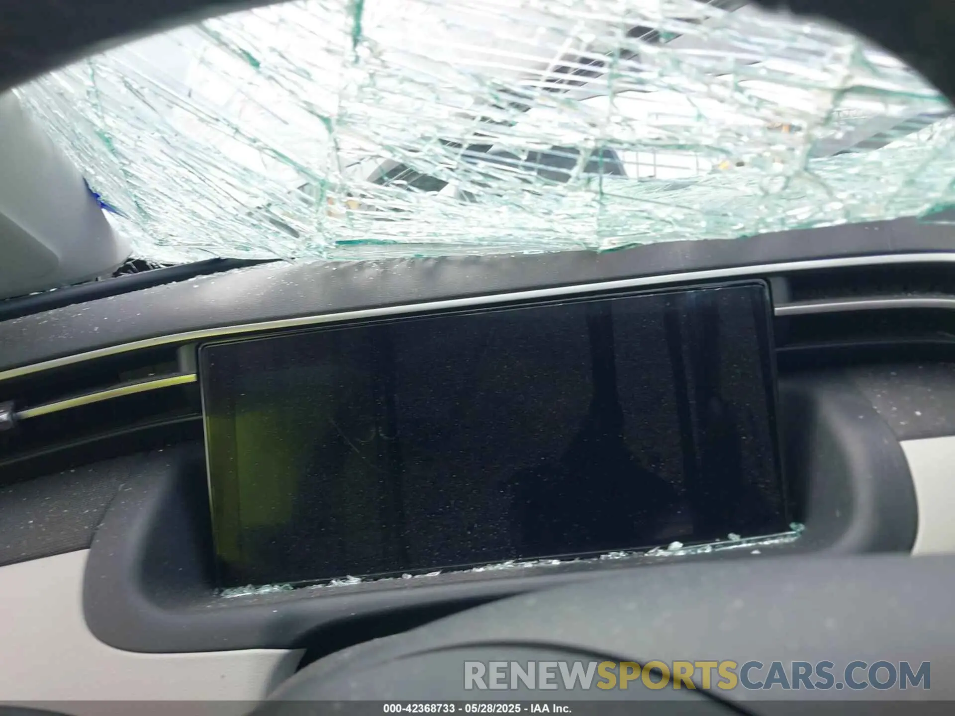 14 Photograph of a damaged car 5NMJF3AE3PH164707 HYUNDAI TUCSON 2023