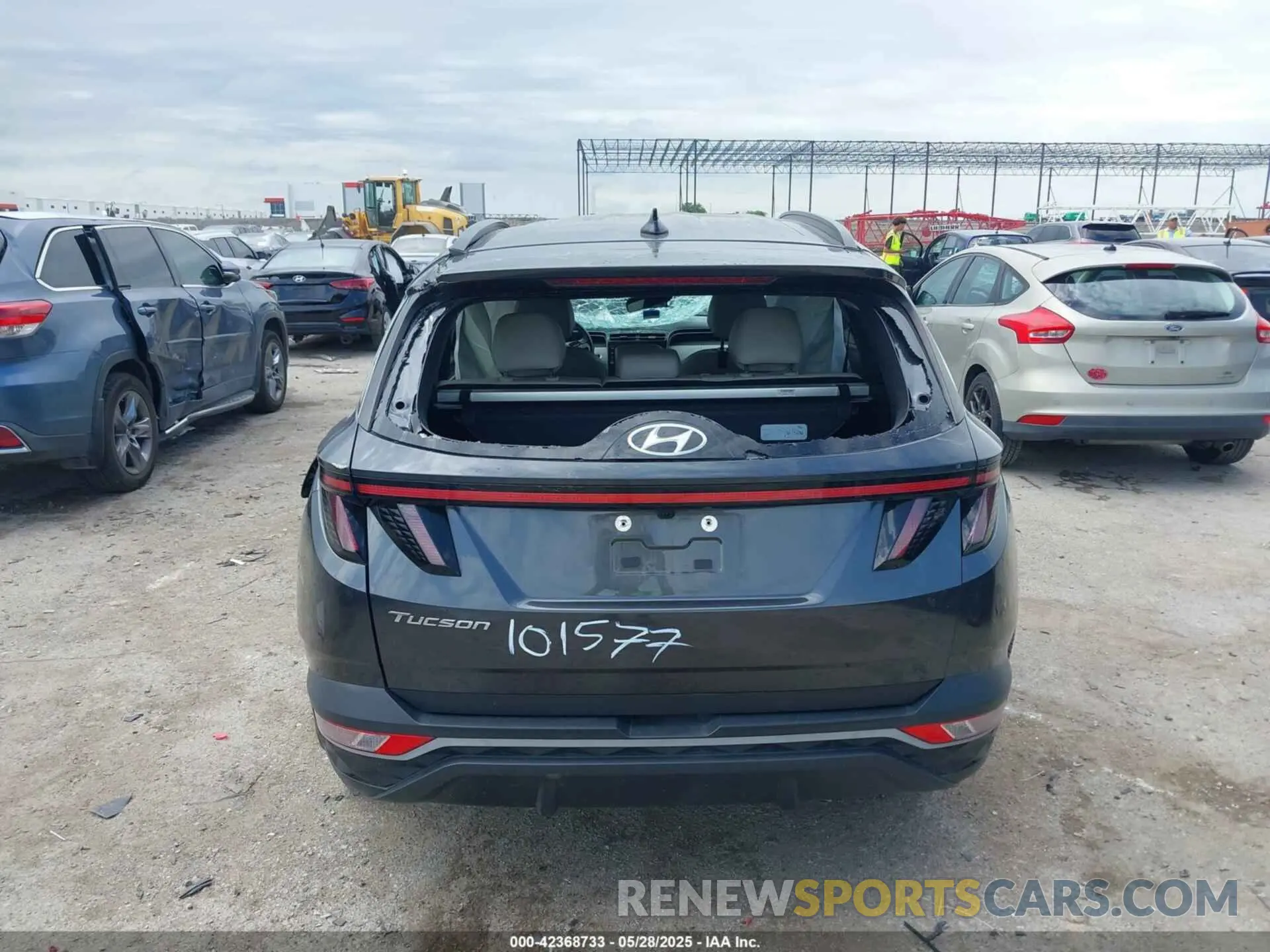 15 Photograph of a damaged car 5NMJF3AE3PH164707 HYUNDAI TUCSON 2023