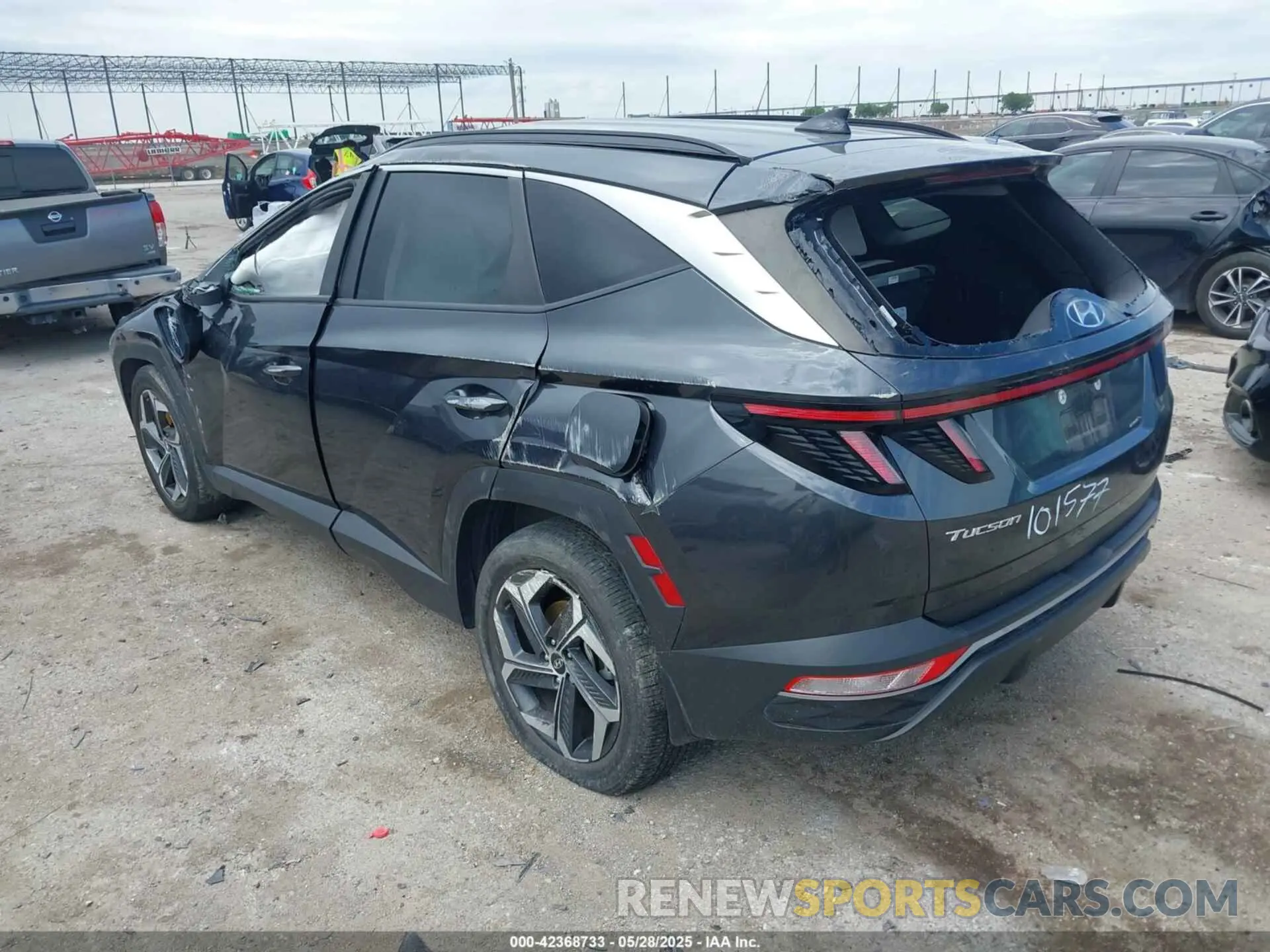 3 Photograph of a damaged car 5NMJF3AE3PH164707 HYUNDAI TUCSON 2023
