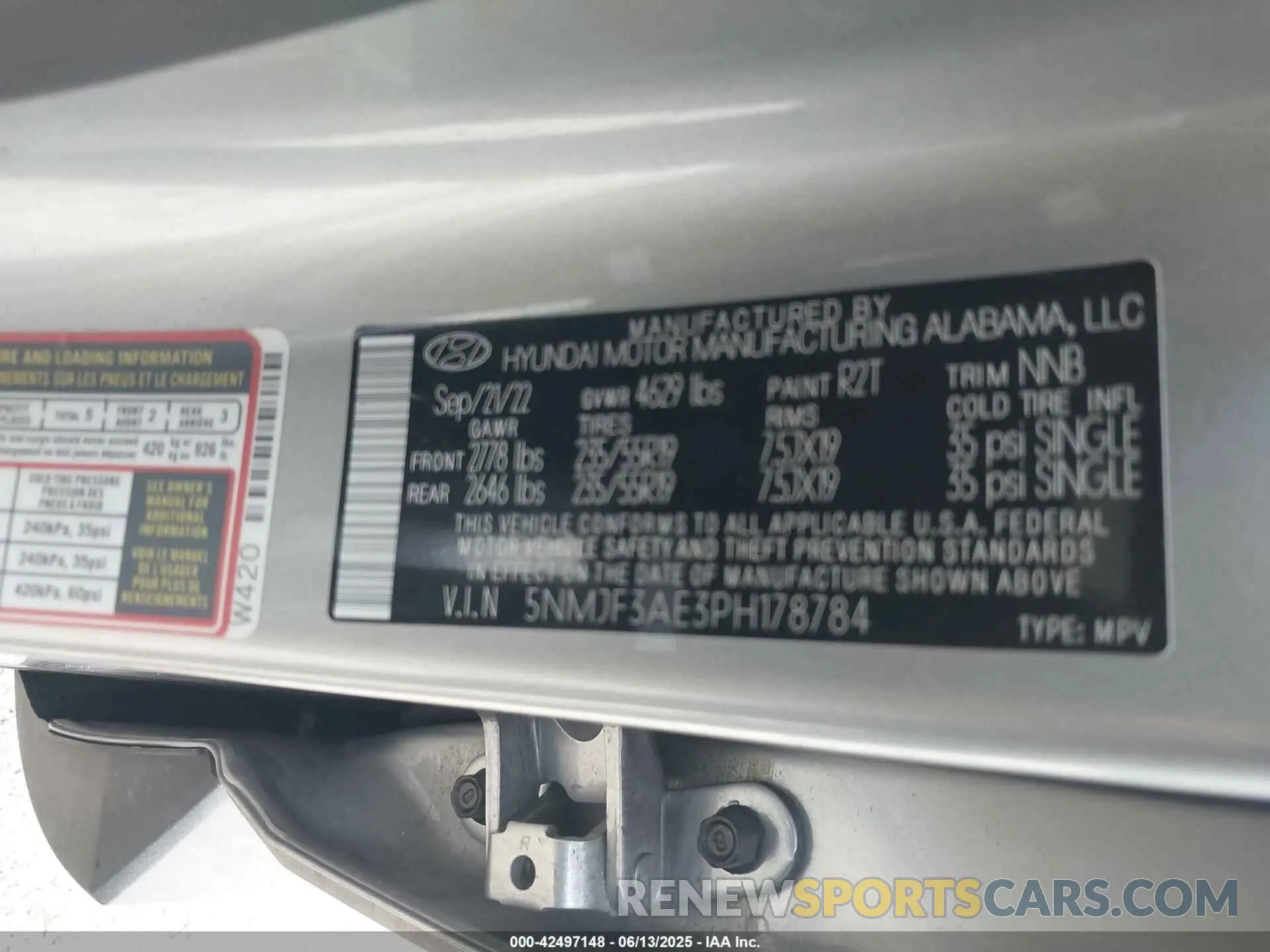 9 Photograph of a damaged car 5NMJF3AE3PH178784 HYUNDAI TUCSON 2023