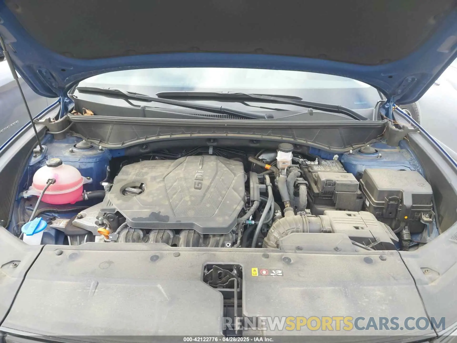 10 Photograph of a damaged car 5NMJF3AE3PH250115 HYUNDAI TUCSON 2023