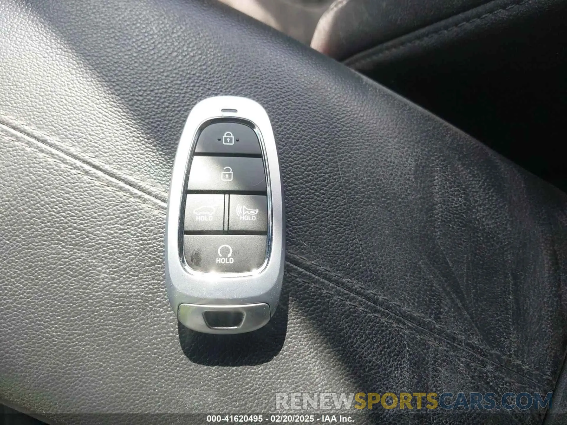 11 Photograph of a damaged car 5NMJF3AE3PH280019 HYUNDAI TUCSON 2023