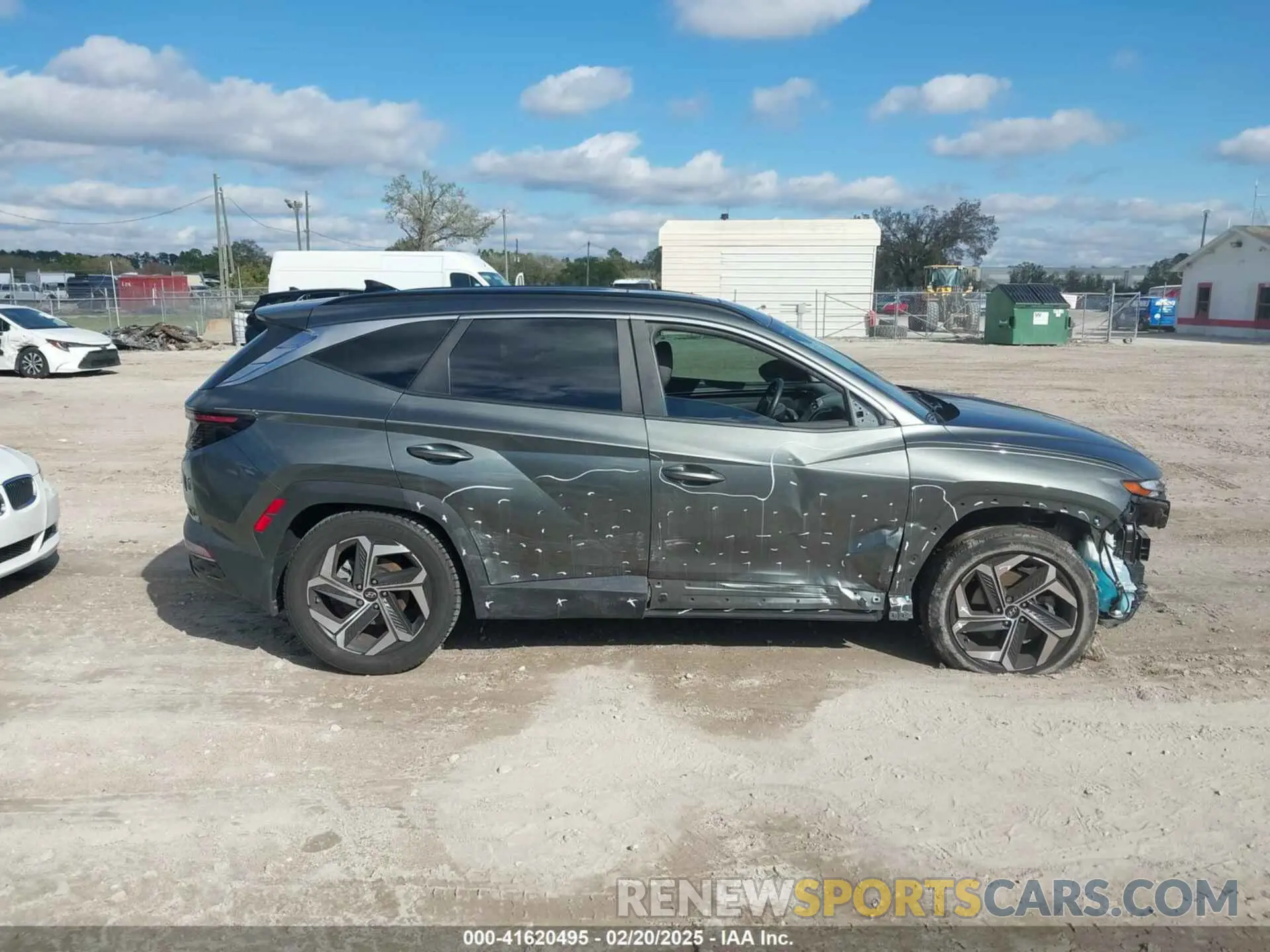 14 Photograph of a damaged car 5NMJF3AE3PH280019 HYUNDAI TUCSON 2023