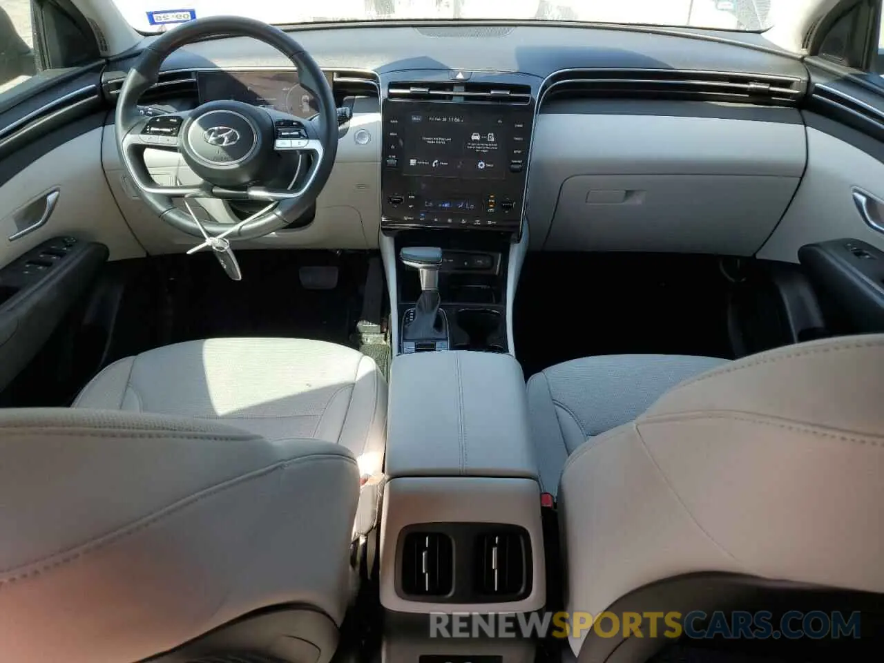 8 Photograph of a damaged car 5NMJF3AE4PH178308 HYUNDAI TUCSON 2023