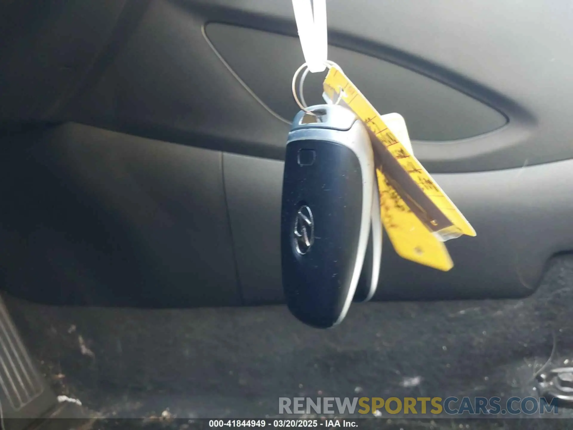 11 Photograph of a damaged car 5NMJF3AE4PH201621 HYUNDAI TUCSON 2023