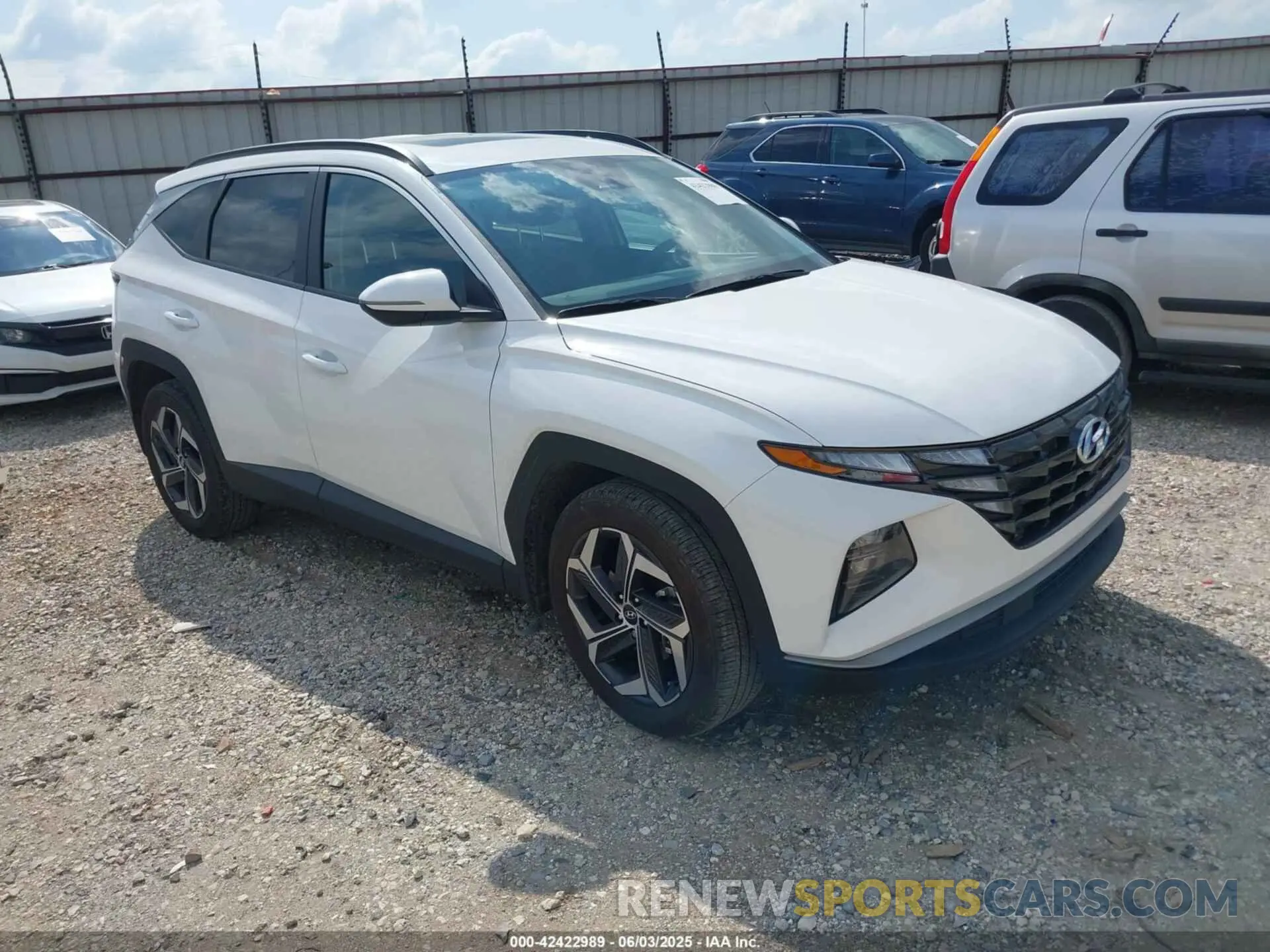 1 Photograph of a damaged car 5NMJF3AE4PH237213 HYUNDAI TUCSON 2023