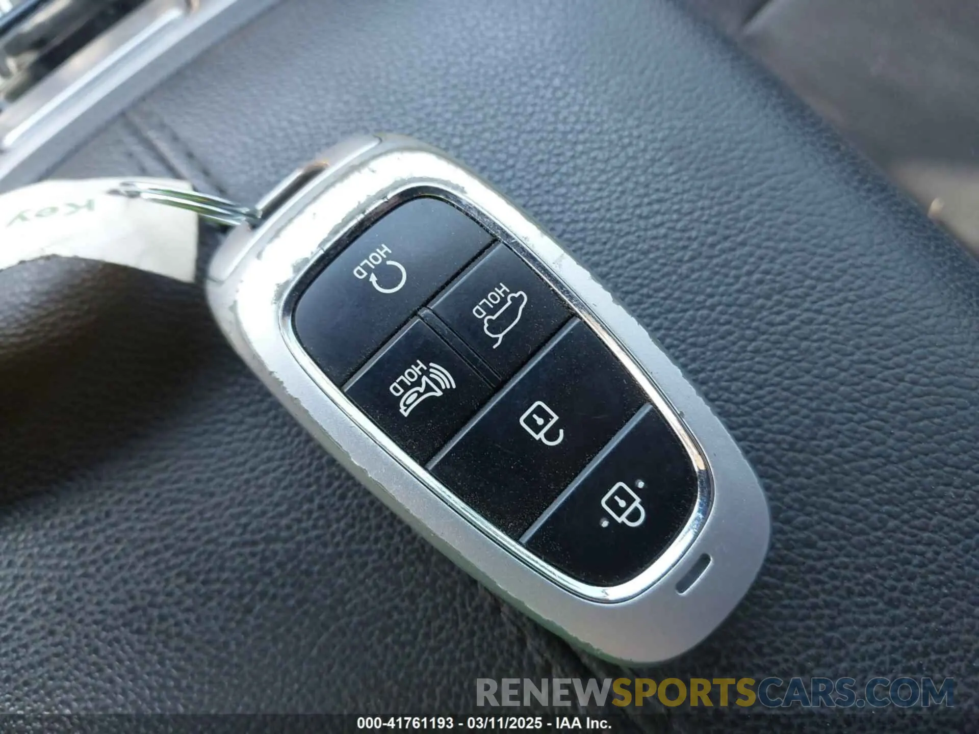 11 Photograph of a damaged car 5NMJF3AE4PH252519 HYUNDAI TUCSON 2023