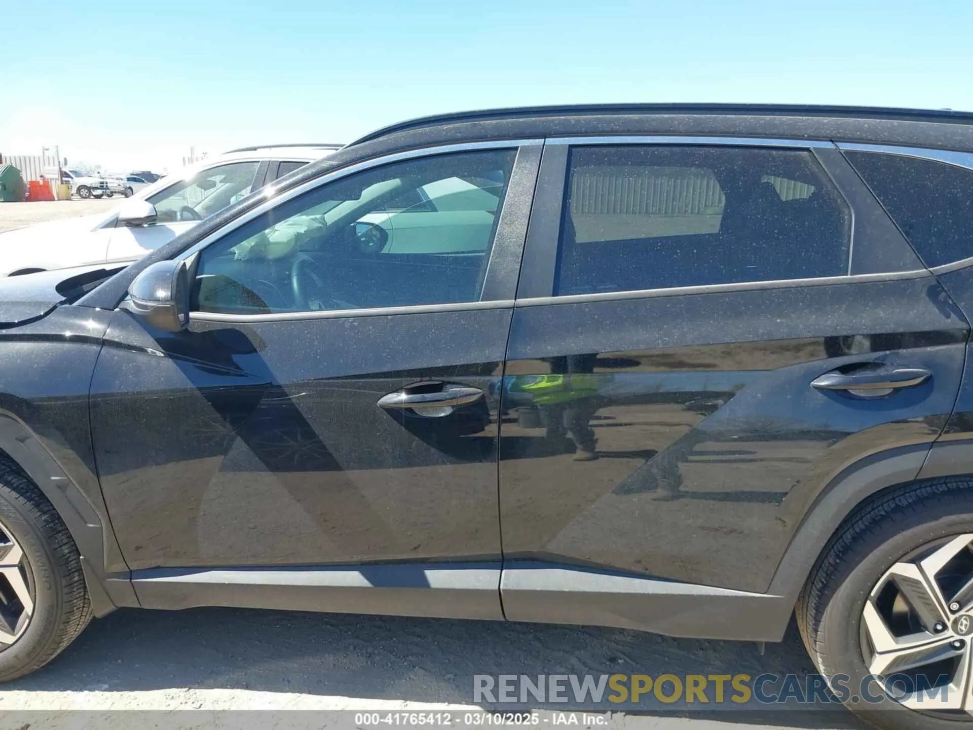 14 Photograph of a damaged car 5NMJF3AE5PH237043 HYUNDAI TUCSON 2023