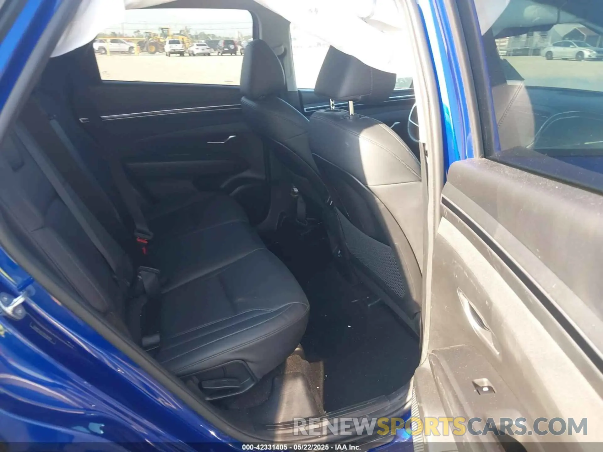 8 Photograph of a damaged car 5NMJF3AE5PH243439 HYUNDAI TUCSON 2023