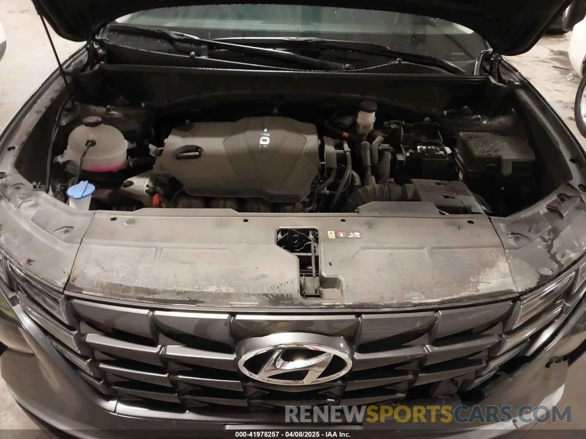 10 Photograph of a damaged car 5NMJF3AE7PH247766 HYUNDAI TUCSON 2023