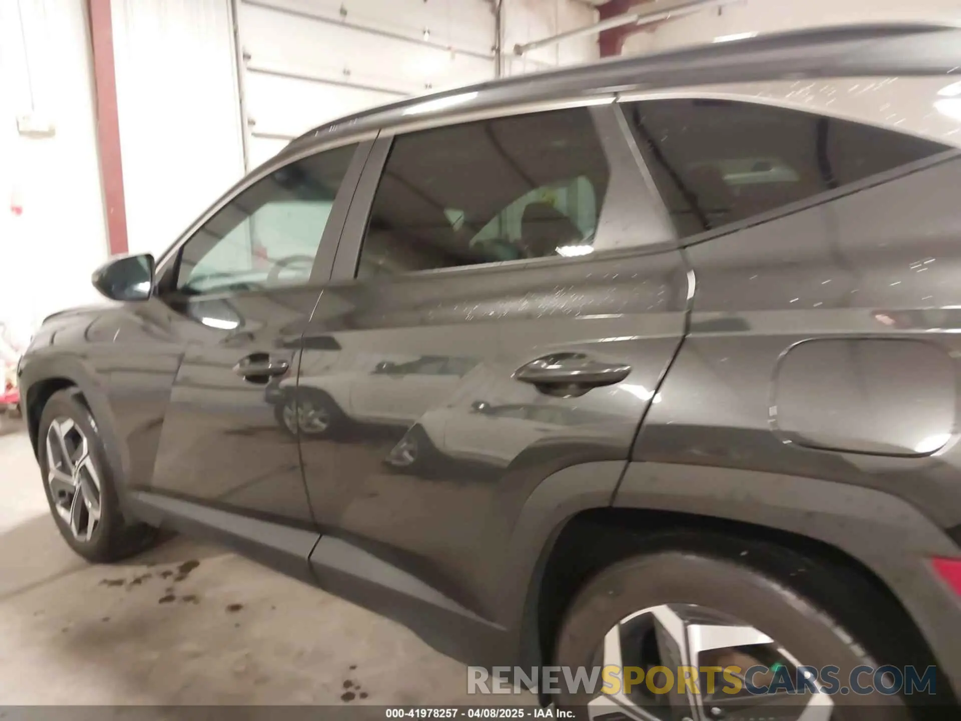 14 Photograph of a damaged car 5NMJF3AE7PH247766 HYUNDAI TUCSON 2023