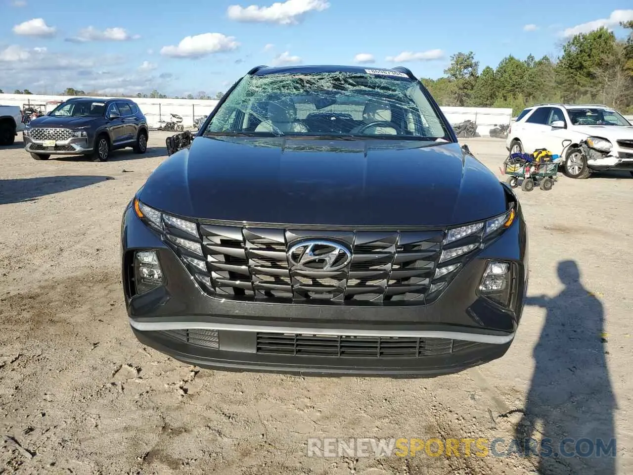 5 Photograph of a damaged car 5NMJF3AE7PH253924 HYUNDAI TUCSON 2023