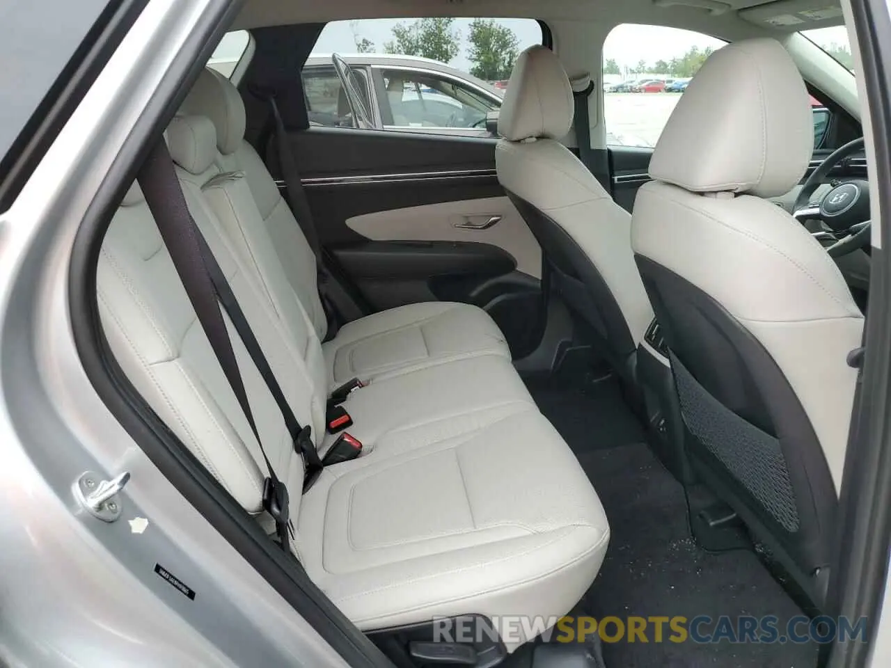 11 Photograph of a damaged car 5NMJF3AE8PH170065 HYUNDAI TUCSON 2023