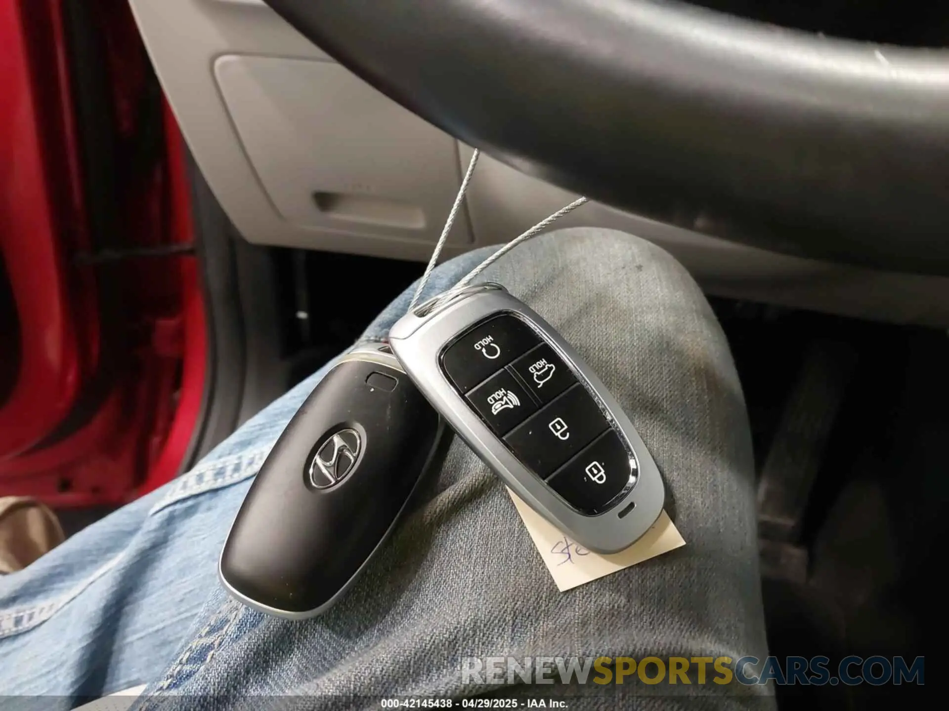 11 Photograph of a damaged car 5NMJF3AE8PH186380 HYUNDAI TUCSON 2023