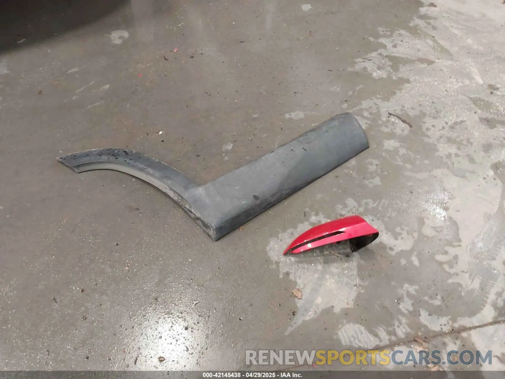 12 Photograph of a damaged car 5NMJF3AE8PH186380 HYUNDAI TUCSON 2023