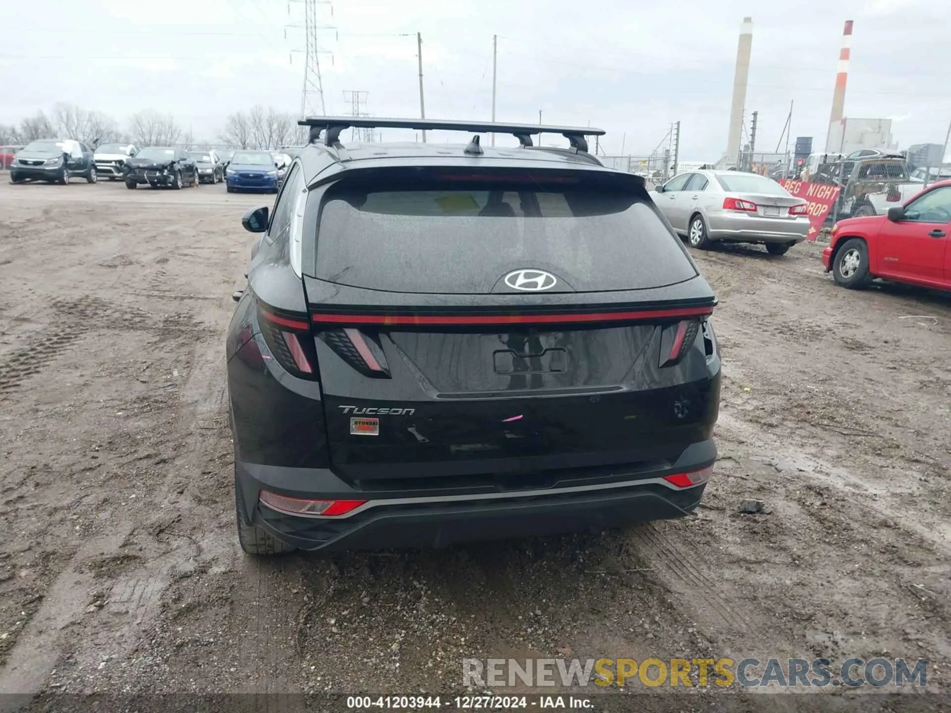 16 Photograph of a damaged car 5NMJF3AE8PH194463 HYUNDAI TUCSON 2023