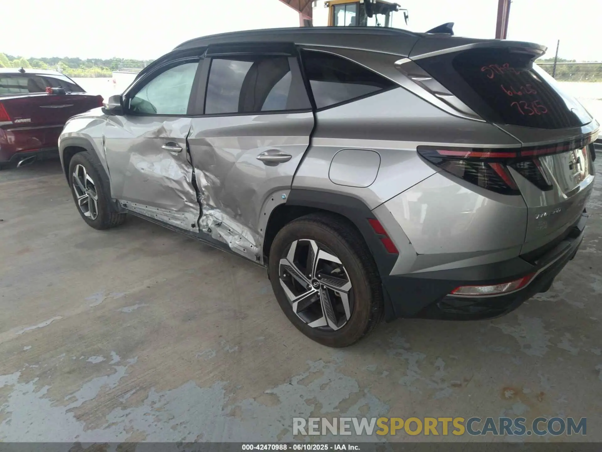 3 Photograph of a damaged car 5NMJF3AE8PH287385 HYUNDAI TUCSON 2023