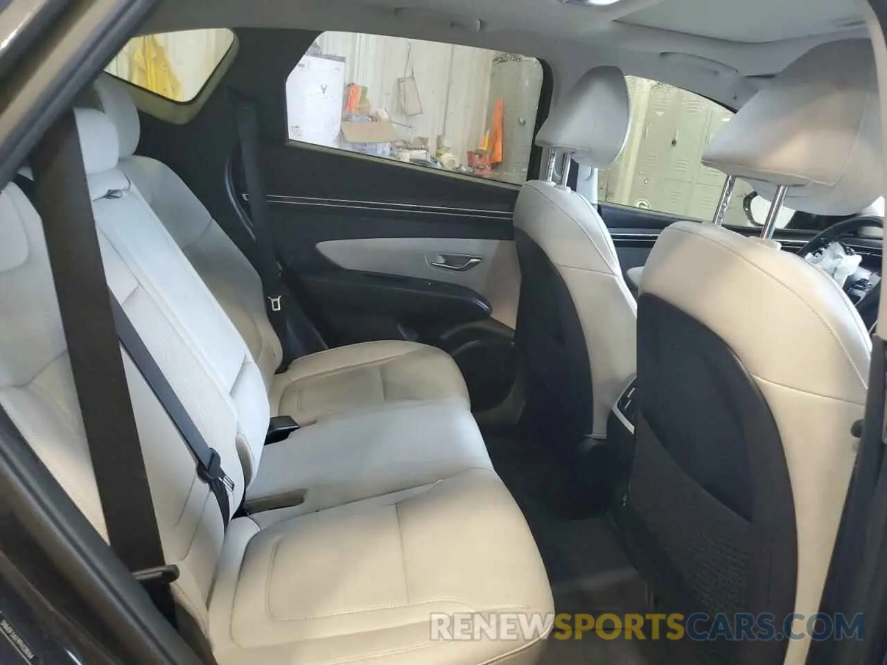 11 Photograph of a damaged car 5NMJF3AE9PH228264 HYUNDAI TUCSON 2023
