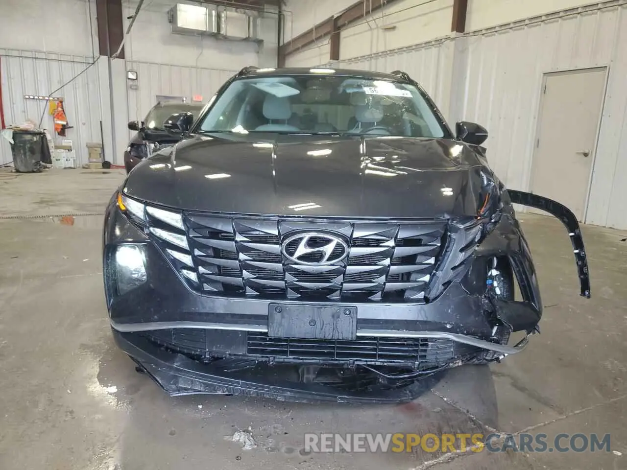 5 Photograph of a damaged car 5NMJF3AE9PH228264 HYUNDAI TUCSON 2023