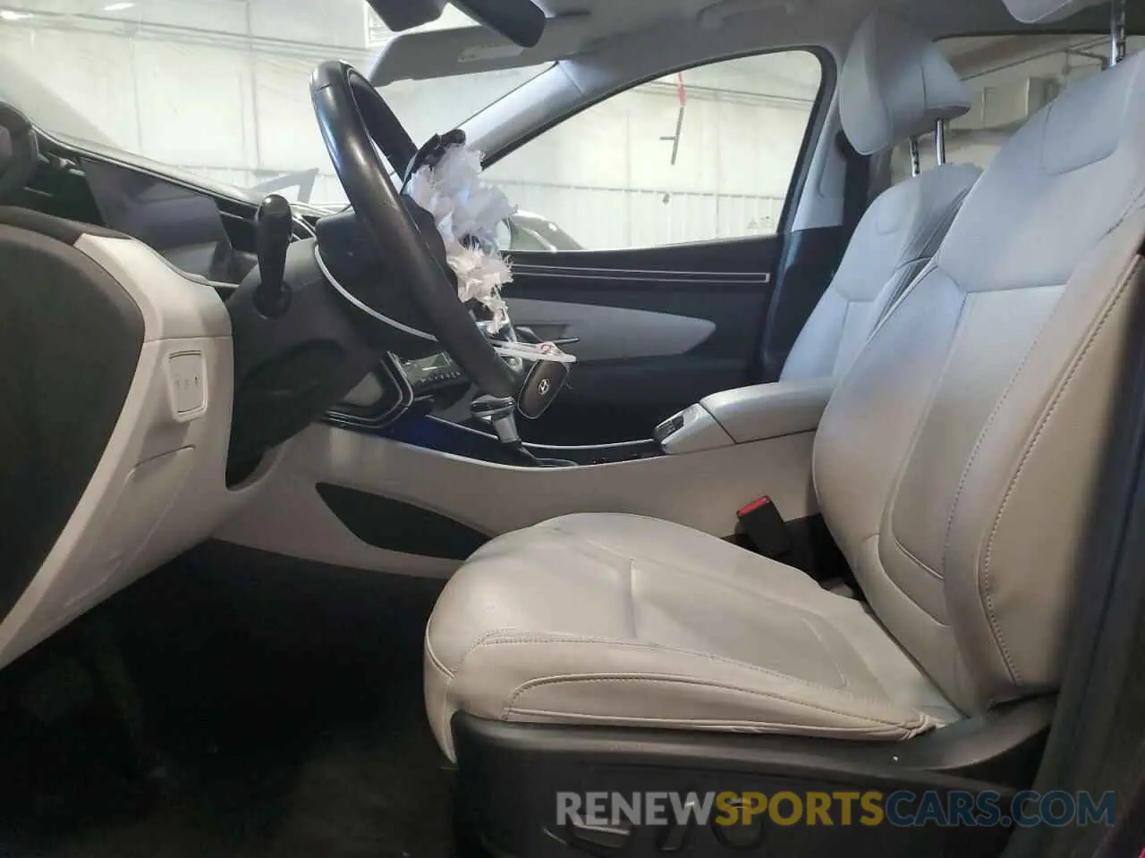 7 Photograph of a damaged car 5NMJF3AE9PH228264 HYUNDAI TUCSON 2023