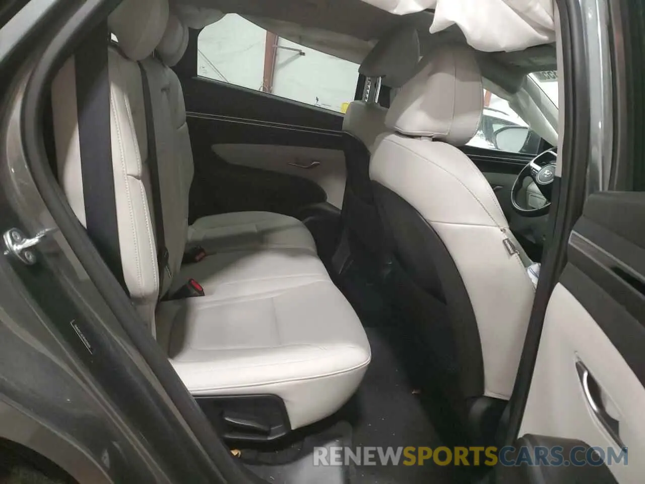 12 Photograph of a damaged car 5NMJFCAE1PH229635 HYUNDAI TUCSON 2023