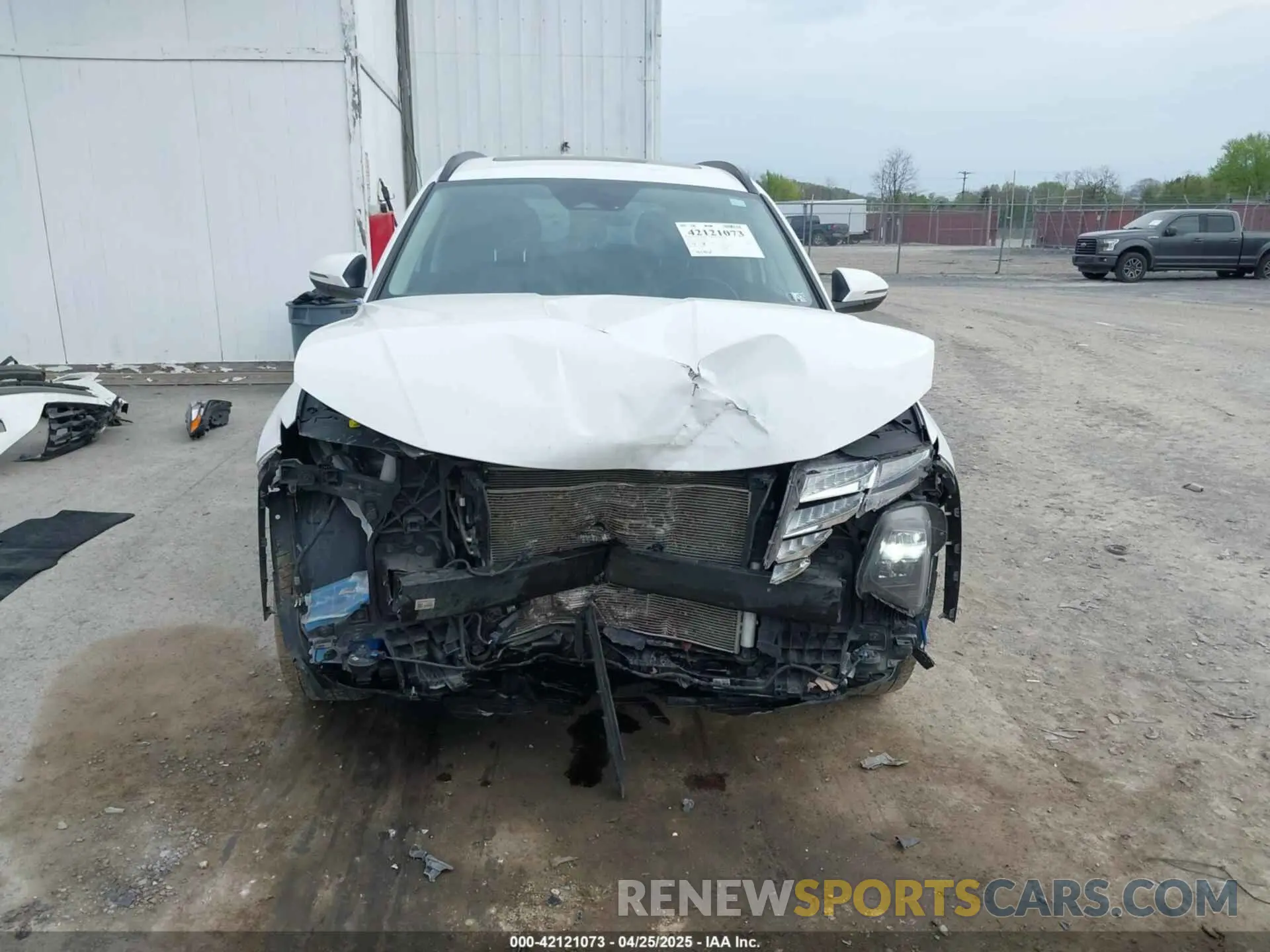 13 Photograph of a damaged car 5NMJFCAE2PH188075 HYUNDAI TUCSON 2023