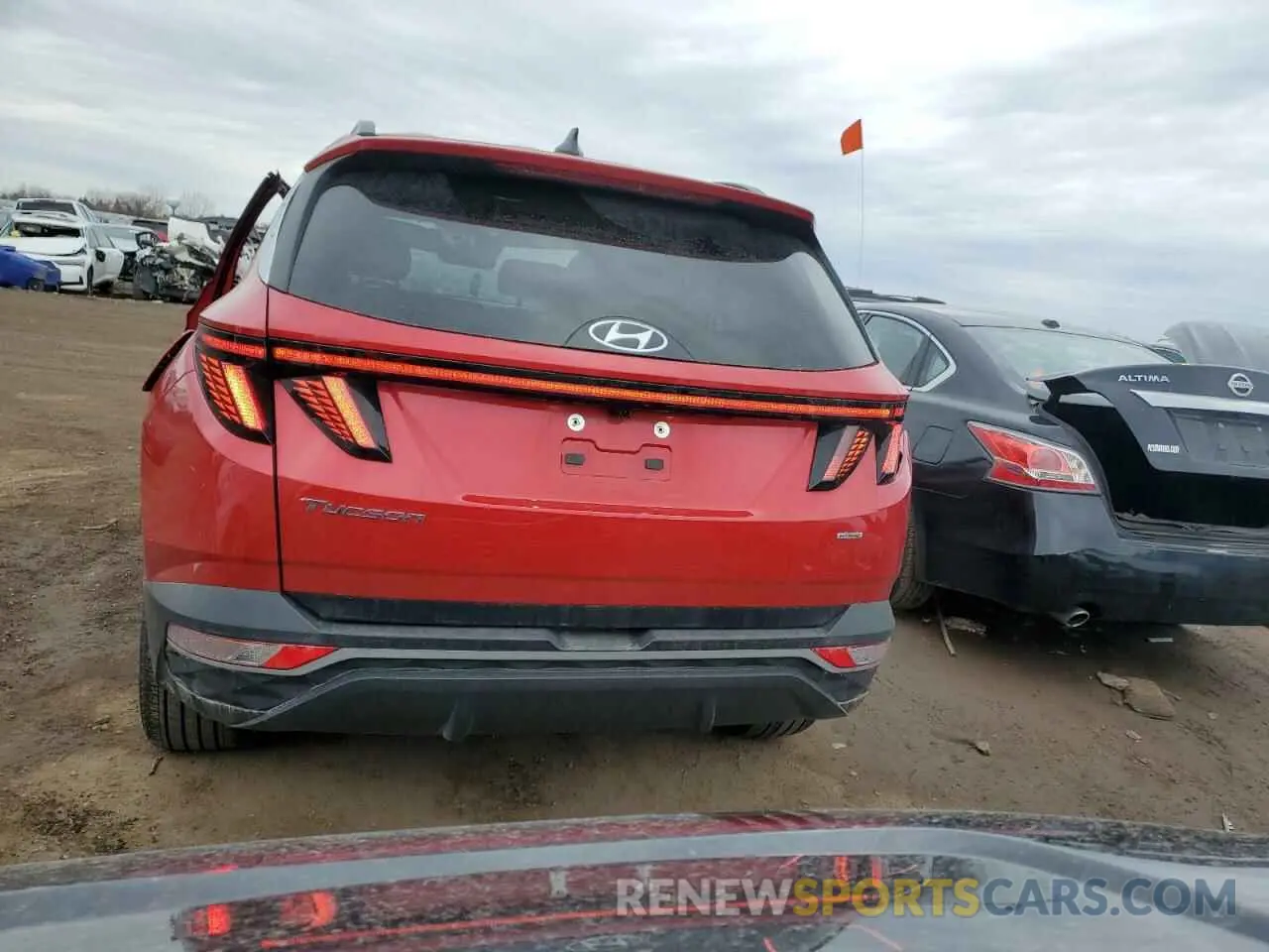 6 Photograph of a damaged car 5NMJFCAE2PH264958 HYUNDAI TUCSON 2023